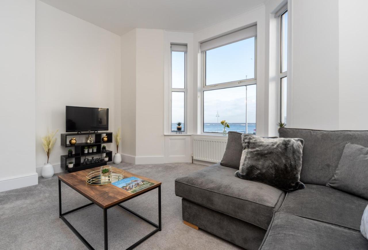 לואסטופט Sea Views Stunning 2 Bedroom Apartment # מראה חיצוני תמונה