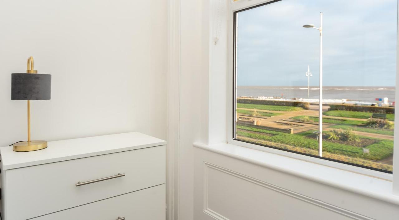 לואסטופט Sea Views Stunning 2 Bedroom Apartment # מראה חיצוני תמונה